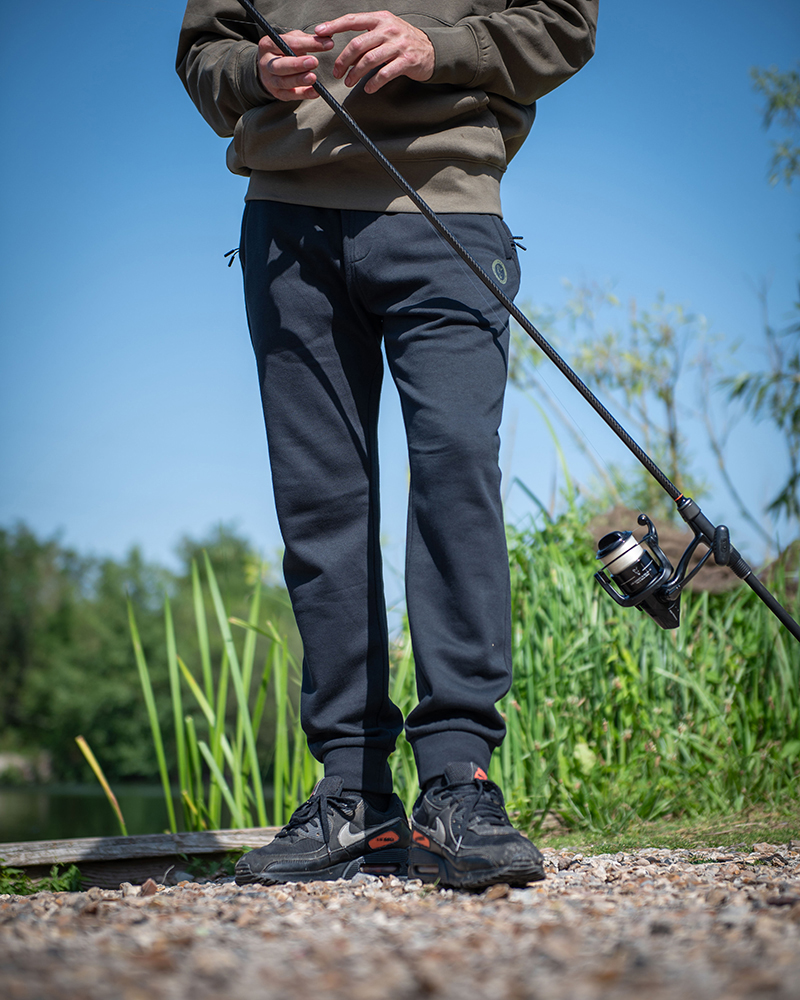 Fox Collection Jogger - Black - Image 4