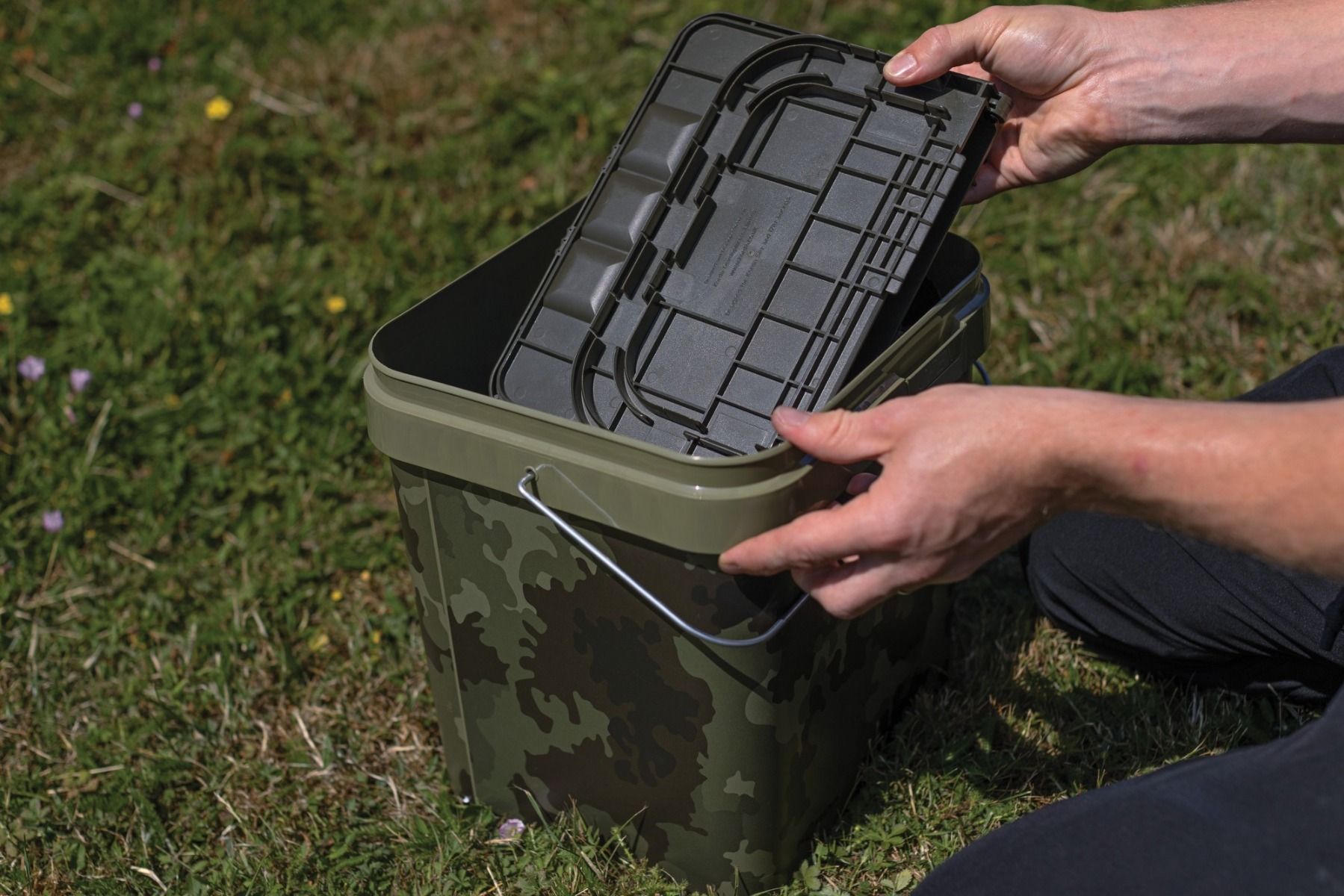 Korda Bucket Table