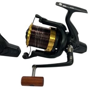 3x Daiwa Emblem 20 45 SCW 5000LD QD with Spare Spools - U113 - PRE LOVED - Image 2