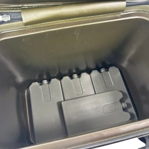 1x Fox Aquous Cool EVA Bag with 4x Korda Ice Packs - A129 - PRE LOVED - Image 4