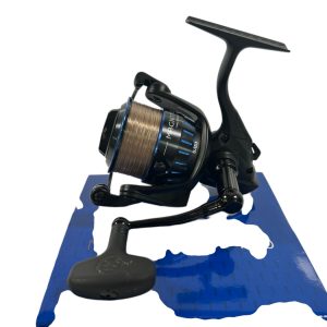 1x Preston Magnitude 420 Feeder Reel with Spare Spools in Box  - H12 - PRE LOVED - Image 2
