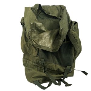 1x Army Rucksack - S167 - PRE LOVED - Image 2