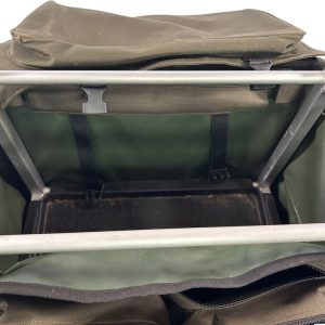 1x Fox Evolution Ruckbox 1 Zip Broken - REDB9 - PRE LOVED - Image 4