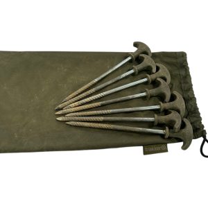7x Trakker Pegs in Bag - A1 - PRE LOVED