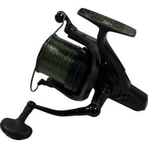 1x Daiwa 19 Crosscast 45 SCW 5000C QD - D25 - PRE LOVED - Image 2