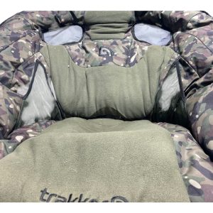 1x Trakker Luna Chair Camo - Covered In Dog Hairs - REDB41 - PRE LOVED - Image 3