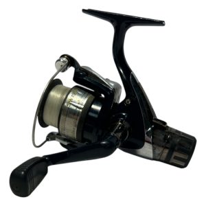 Alternative view of 1x Daiwa Sweepfire 2550 - F14 - PRE LOVED