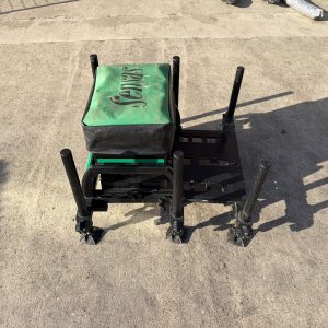 1x Sensas Speight Seat Box - WHIX223 - PRE LOVED - Image 4