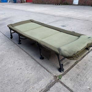 1x Sonik Bank Tek 8 Leg Bedchair - REDX107 - PRE LOVED - Image 3