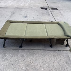 1x Sonik Bank Tek 8 Leg Bedchair - REDX107 - PRE LOVED - Image 5