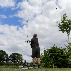 OMC FC Carp Combo 10ft Carp Rod, Free Spool Reel & 15lb Mono - Image 9