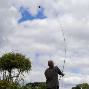 OMC FC Carp Combo 10ft Carp Rod, Free Spool Reel & 15lb Mono - Image 6