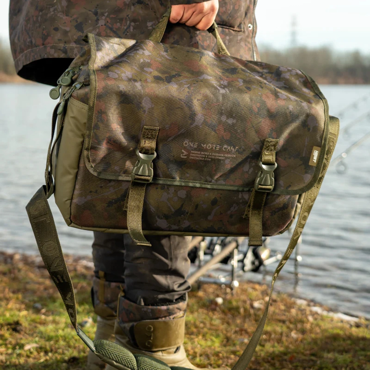 OMC Workaholic Multi Function Bag - Image 8