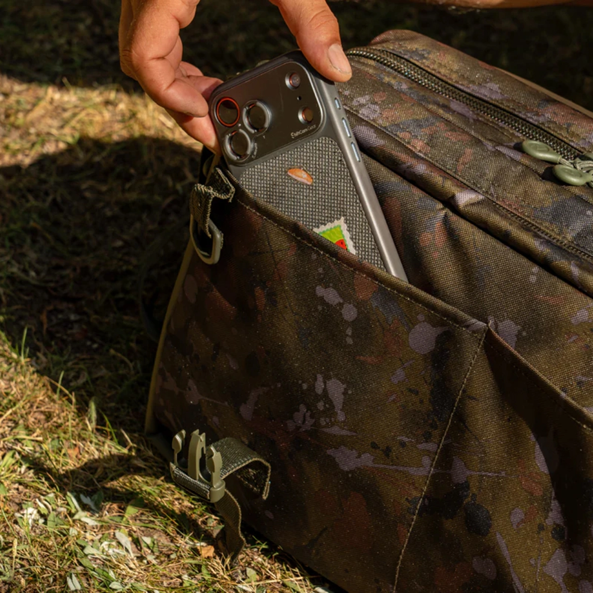 OMC Workaholic Multi Function Bag - Image 4