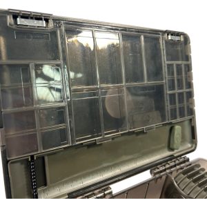 1x Korda Tackle Box with Leader Rack - H25 - PRE LOVED - Image 4