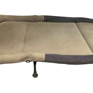 1x Fox Royale XL Bedchair - FEW HOLES IN BED - ORA631 - PRE LOVED - Image 3