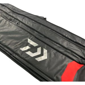 1x Daiwa Air Pole Holdall - U108 - PRE LOVED - Image 3