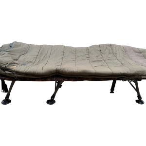 1x Fox R2 Camo Bedchair with Sonik Sleeping Bag - GREZ2 - PRE LOVED - Image 3