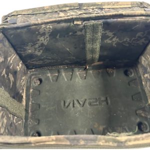 1x Nash Subterfuge Tech Shoulder Bag - U124 - PRE LOVED - Image 3