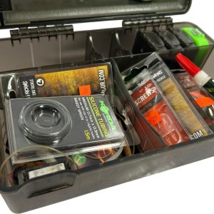 1x Korda Tackle Box - TERMINAL INSIDE, BAITING NEEDLES, TUBING, CORK, KNOT PULLER ECT. - G11 - PRE LOVED - Image 2