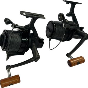 2x Daiwa Tournament Black 5000t - I14 - PRE LOVED - Image 3