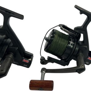 3x Daiwa Tournament 5000t Black Edition - E20 - PRE LOVED - Image 2