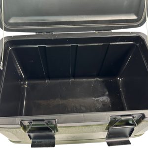 1x Ridgemonkey 30L Coolabox - WHI639 - PRE LOVED - Image 4