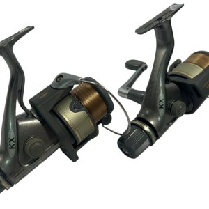 2x Shimano KX3000 Reels with Spare Spools in Cases - H27 - PRE LOVED - Image 5