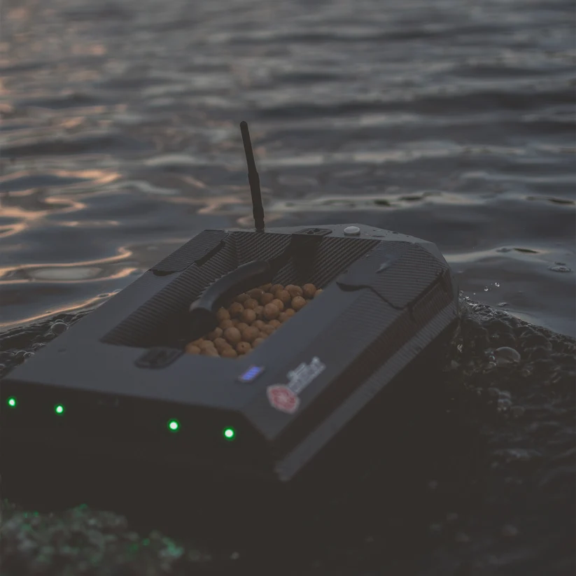 Saber Hydra Bait Boat - Image 2