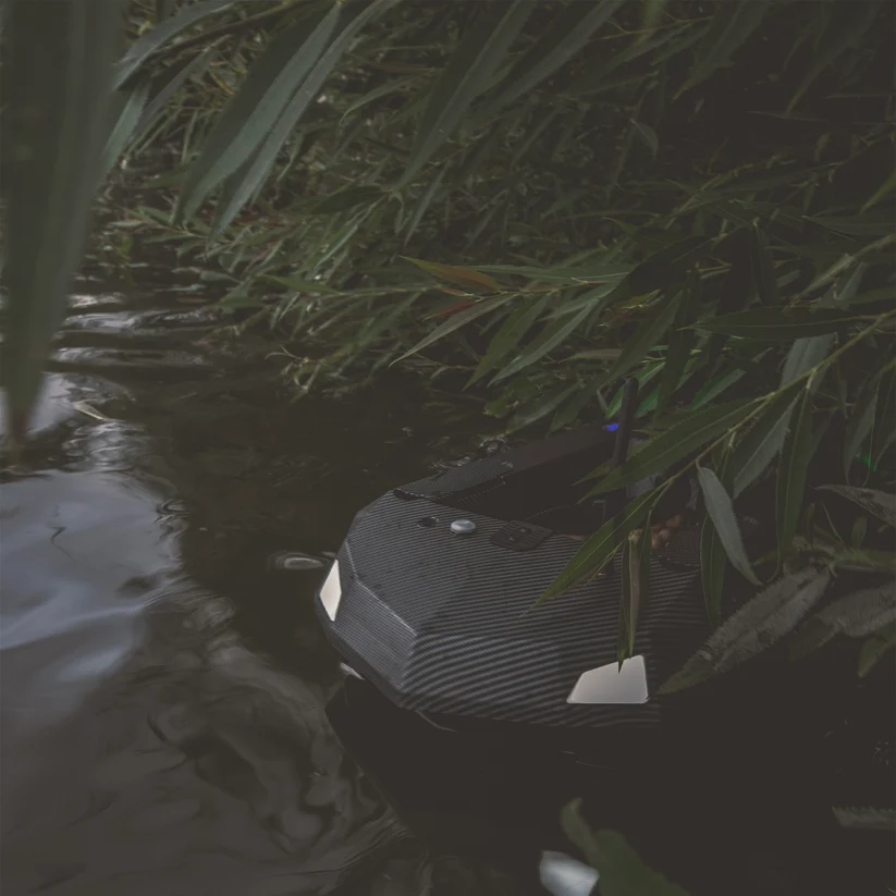 Saber Hydra Bait Boat GPS - Image 4