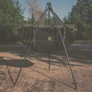 Saber Guardian Weigh Tripod