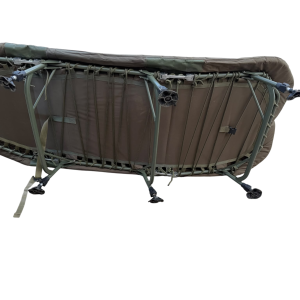 1x Trakker Levelite Bedchair - RED628 - PRE LOVED - Image 3