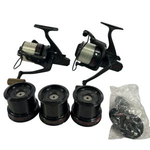 2x Esp Onyx Big Pit with 3x Spare Spools And 3x Spare Drag Caps - G8 - PRE LOVED