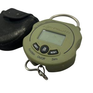 1x Korum Digital Scales in Neoprene Pouch - A18 - PRE LOVED - Image 4