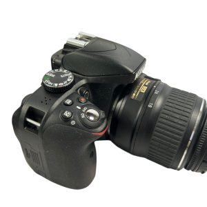 1x Nikon D3300 Double Zoom Kit - D3300 / 18-55mm F3.5-5.6 / 55-200mm F4-5.6 - S131 - PRE LOVED - Image 4