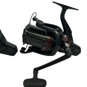 Alternative view of 2x Daiwa 22 Whisker 45 SCW QD-OT with 4 Spare Spools in Boxes - PRE LOVED