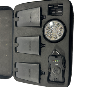 3x Sonik SKX Alarms with Receiver and Bivvy Light in Case - U166 - PRE LOVED - Image 6