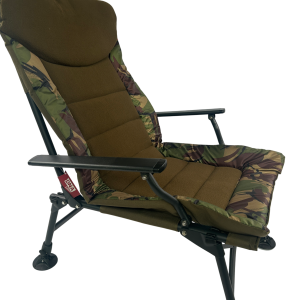 1x DNA Leisure Camo Arm Chair - WHI687 - PRE LOVED