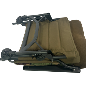 1x DNA Leisure Camo Arm Chair - WHI687 - PRE LOVED - Image 6