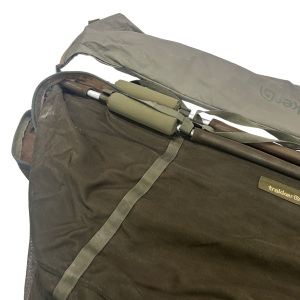 1x Trakker Sanctuary Sling in Stink Sleeve - WHI648 - PRE LOVED - Image 5