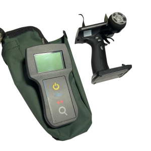 1x Angling Technics Microcat HD (4 Batteries with Fish Eye Camera Kit Winch camera and Front Facing Camera with
Monitor) - GRE602 - PRE LOVED - Image 3