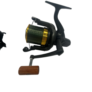 Alternative view of 3x Daiwa Crosscast Reels Gold 45 SCW - C17 - PRE LOVED