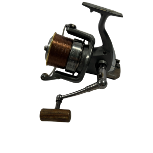 1x Daiwa Emcast Advanced 5500 Reel - H18 - PRE LOVED