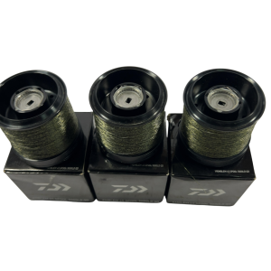 3x Daiwa Emblem 19 45 SCW 5000C QD - SPARE SPOOLS - G18 - PRE LOVED - Image 3