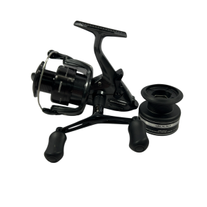 1x Shimano 4000 DL FB Baitrunner Reel with Spare Spool - A5 - PRE LOVED