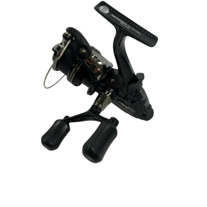 Alternative view of 1x Shimano Baitrunner X-Aero 2500Fa with Spare Spool - D23 - PRE LOVED