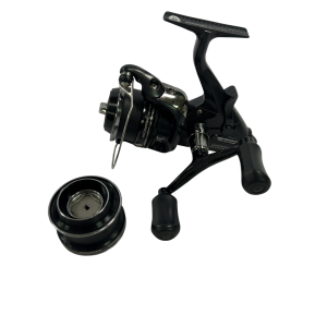 1x Shimano Baitrunner X-Aero 2500Fa with Spare Spool - D23 - PRE LOVED