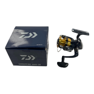 1x Daiwa Sweepfire 3000 2B in Box - E21 - PRE LOVED