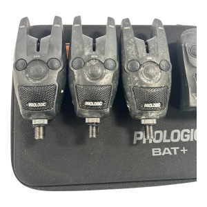 3x Prologic Bat+ Alarms with Receiver in Case - G8 - PRE LOVED - Image 3